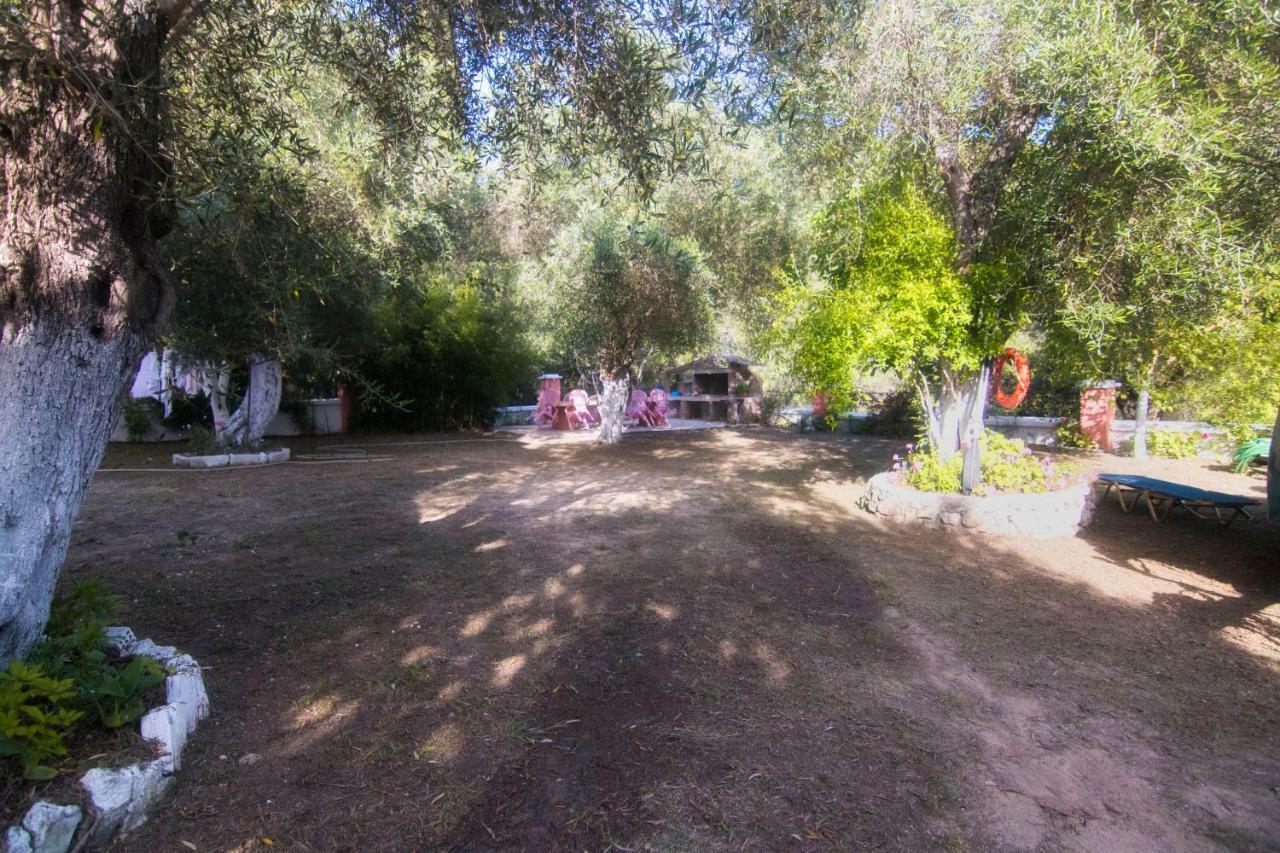 Athina Studios Palaiokastritsa Exterior foto